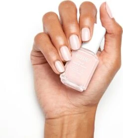 Essie - TREAT LOVE & COLOR™ - 10 Nudemood - Nagellak Transparant - 13,5 Ml -Cosmetica Promotiewinkel 1071x1200 2