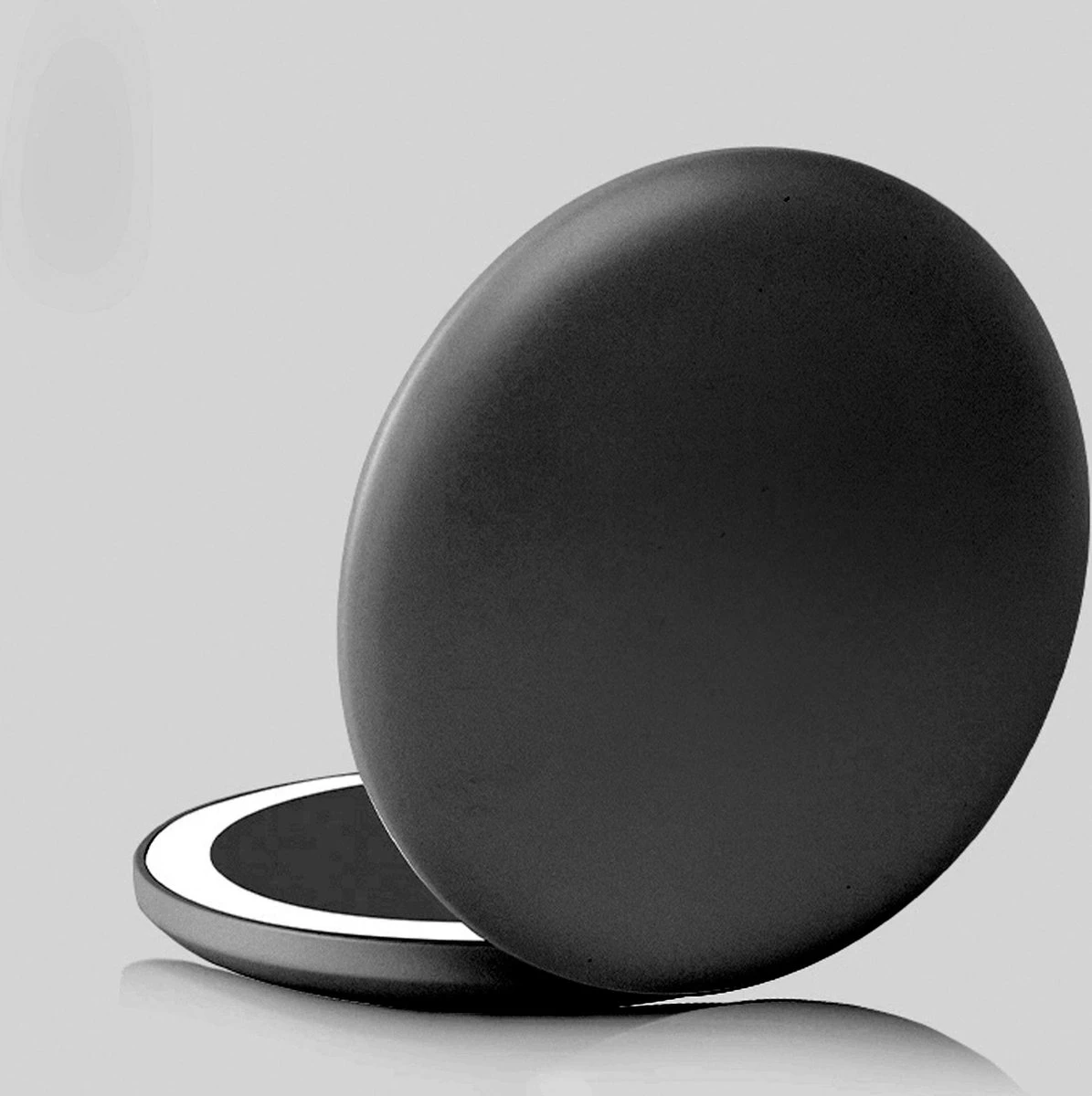 Led-verlichte Oplaadbare Compacte Make-up Spiegel Rond |1 X 2 X Vergroting | Make-upspiegel | Zakspiegel | Handspiegel | Reisspiegel | Dimbaar|als Cadeau | USB-lader | Rond | Zwart 4 Led-verlichte Oplaadbare Compacte Make-up Spiegel Rond |1 X 2 X Vergroting | Make-upspiegel | Zakspiegel | Handspiegel | Reisspiegel | Dimbaar|als Cadeau | USB-lader | Rond | Zwart - Afbeelding 2