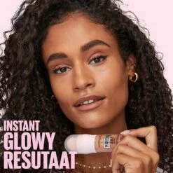 Maybelline New York - Instant Anti-Age Perfector 4-in-1 Glow - Deep - Primer, Concealer, Highlighter En BB-Cream In één - 20 Ml 16 Maybelline New York - Instant Anti-Age Perfector 4-in-1 Glow - Deep - Primer, Concealer, Highlighter En BB-Cream In één - 20 Ml -Cosmetica Promotiewinkel 1200x1200 173