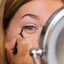 Bourjois Liner Pinceau Liquid Waterproof Eyeliner - 003 Gris Minimaliste 22 Bourjois Liner Pinceau Liquid Waterproof Eyeliner - 003 Gris Minimaliste -Cosmetica Promotiewinkel 1200x1200 431