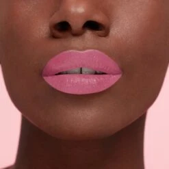 L'Oréal Paris Les Macarons Langhoudende Matte Lipstick - 818 Dose Of Rose – Roze – 6,7 Ml -Cosmetica Promotiewinkel 1200x1200 53