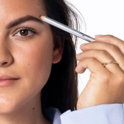 Herome Eye Care Wenkbrauwpotlood Bruin - Brow Pencil - Met Borsteltje, Stevige Potloodpunt En Puntenslijper 14 Herome Eye Care Wenkbrauwpotlood Bruin - Brow Pencil - Met Borsteltje, Stevige Potloodpunt En Puntenslijper -Cosmetica Promotiewinkel 1200x1200 564