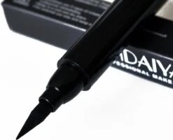 HANDAIYAN® | Eyeliner Met Wing Stempel | Zwarte Oog Stempel | 2 In 1 Eyeliner | Eyeliner Tool | Wing Eyeliner | Wing Stamp 19 HANDAIYAN® | Eyeliner Met Wing Stempel | Zwarte Oog Stempel | 2 In 1 Eyeliner | Eyeliner Tool | Wing Eyeliner | Wing Stamp -Cosmetica Promotiewinkel 1200x971 2