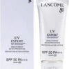 Lancôme UV Expert GN-Shield Protection Active Extrême SPF 50 PA +++ - 30 Ml - Gezichtscrème -Cosmetica Promotiewinkel 927x1200