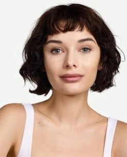 Clinique Beyond Perfecting - Foundation - 06 Ivory -Cosmetica Promotiewinkel 970x1200 2